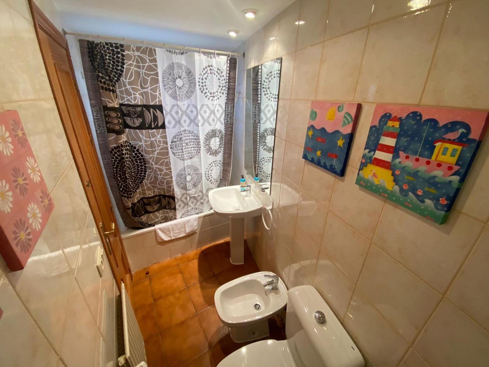Hostal Nomadas By Gloove Villalba de la Sierra Zewnętrze zdjęcie
